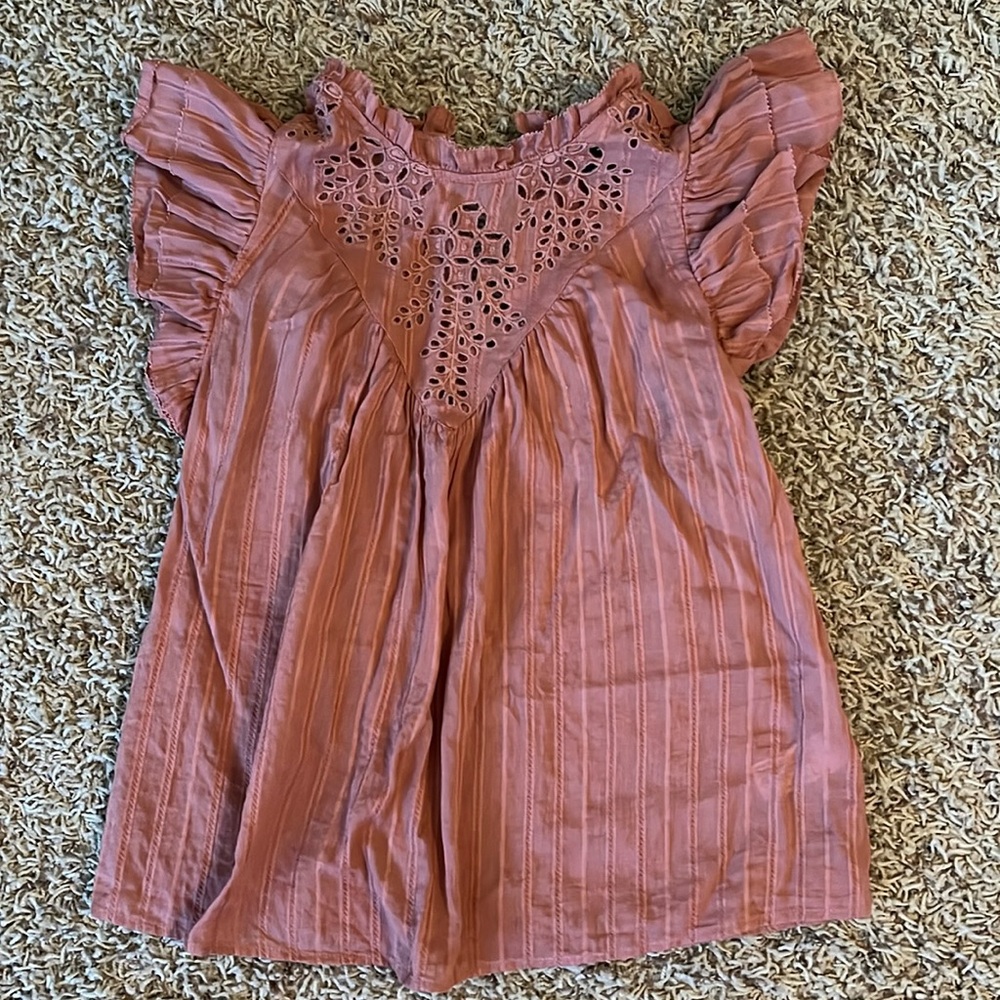 Universal Thread Flutter Sleeve Top